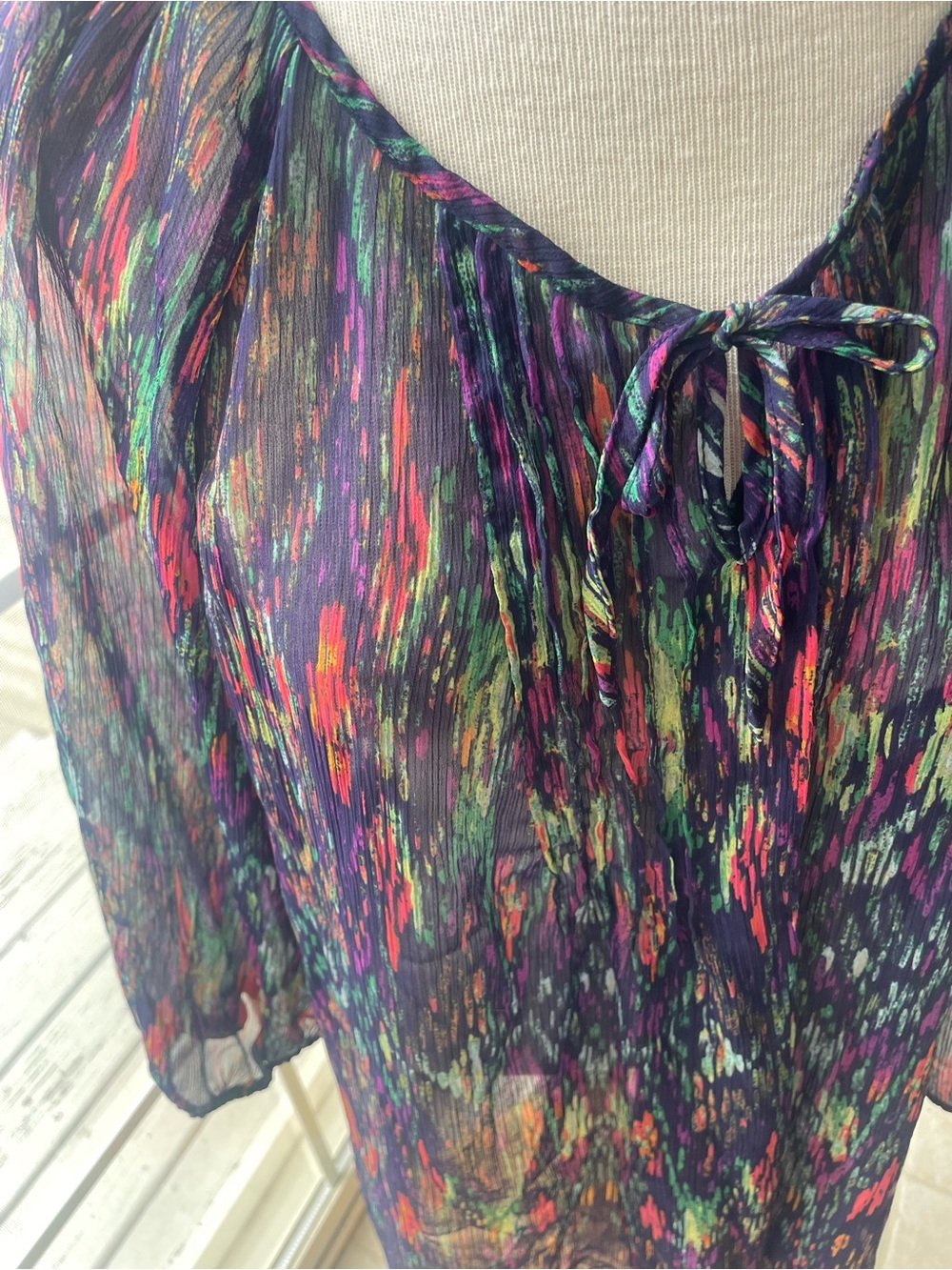 Liz Claiborne Navy Sheer Tie-Neck Blouse with Multicolor Brushstroke Print